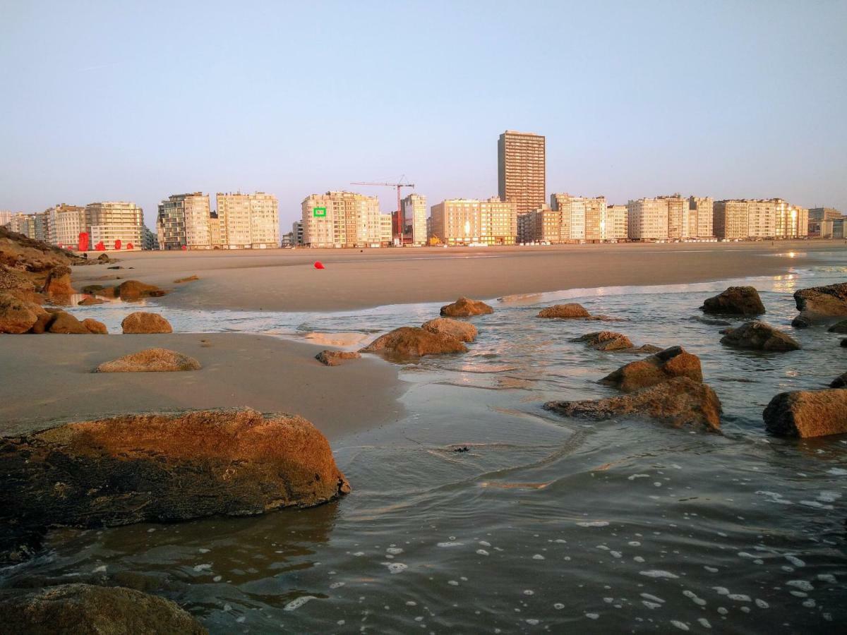Appartement Met Zeezicht 오스텐드 외부 사진