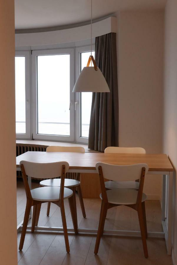 Appartement Met Zeezicht 오스텐드 외부 사진